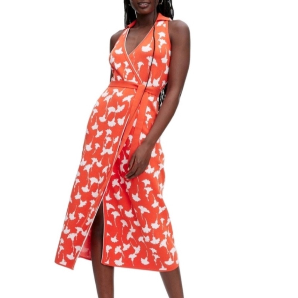 DVF  for Target women  wrap dress size XL orange/white New with tag